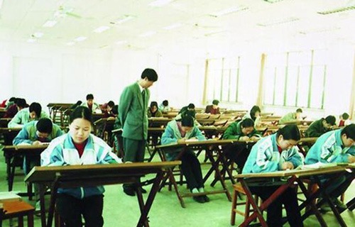 陕西航天职工大学