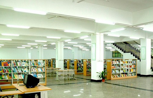 西安生物医药学院