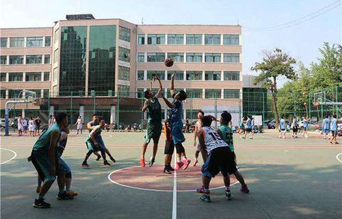 榆林财贸学校