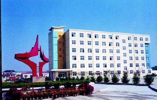 金塔汽车修理中等专业学校