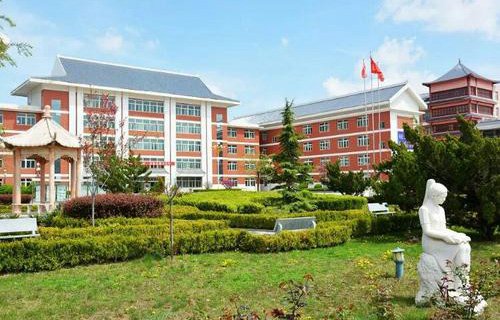 平凉理工中等专业学校