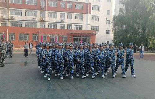 灵石县第一职业高级中学