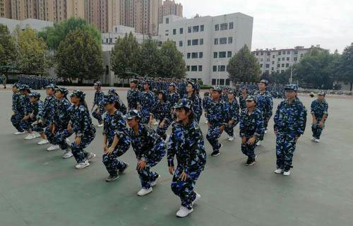 灵石县第一职业高级中学