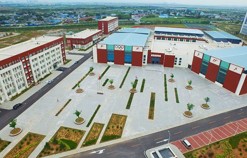 敦煌艺术旅游中等专业学校