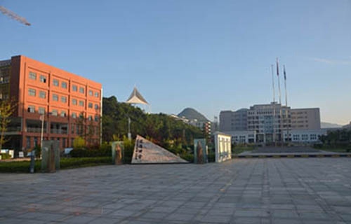 甘肃机械工业学校