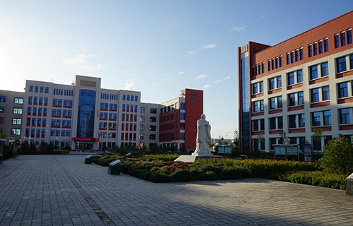 张掖高等医学专科学校