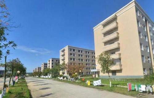 平凉亨通职业技术学校