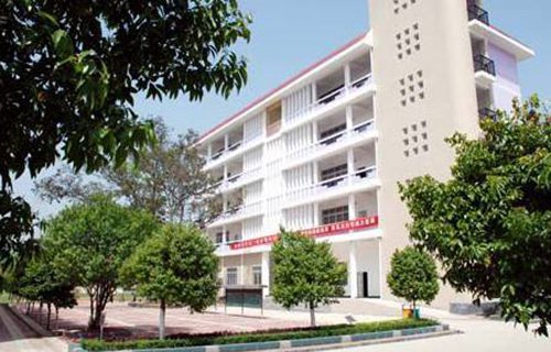 武山职业中等专业学校