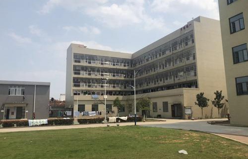 白银职业中等专业学校