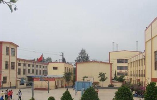 陕西渭南商贸技工学校