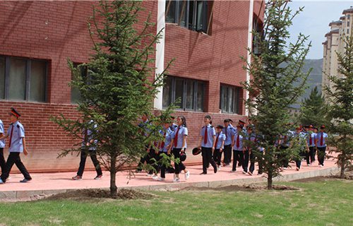 甘肃新科轨道高铁学校