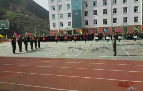 甘肃轨道交通运输技工学校