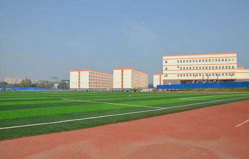 甘肃秦陇技工学校