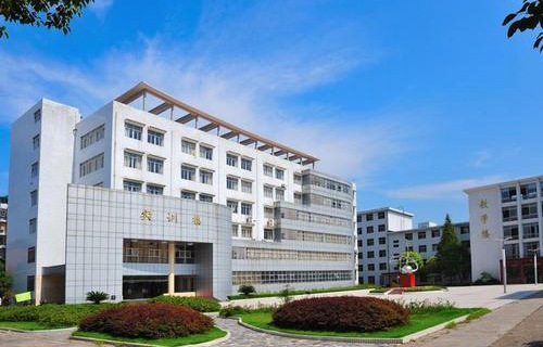 兰州航空工业技工学校