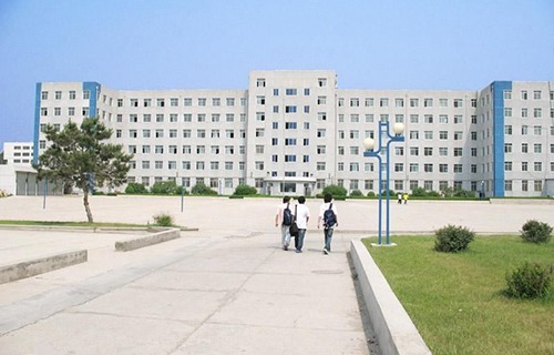 甘肃石化技师学院