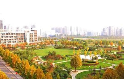 太白县职业技术教育中心