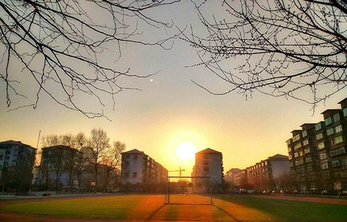 平凉崆峒文武学校