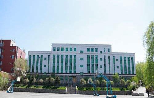 靖远平堡职业技术中学