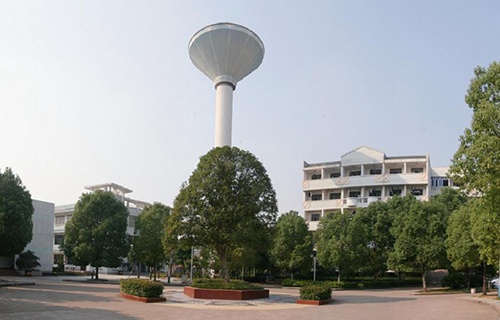 义乌市城镇职校