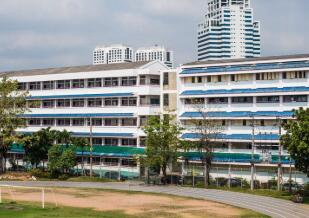 宝鸡郡智技工学校