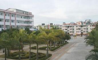 云南省普洱卫生学校