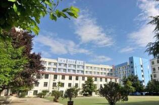 长岭技工学校