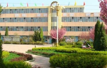 陕西渭阳技工学校