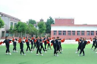 陕西渭南商贸技工学校