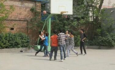 陕西渭南商贸技工学校