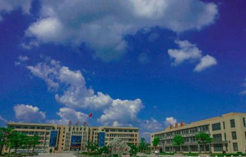 安徽科技贸易学校