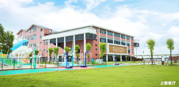 广东高新校园环境3